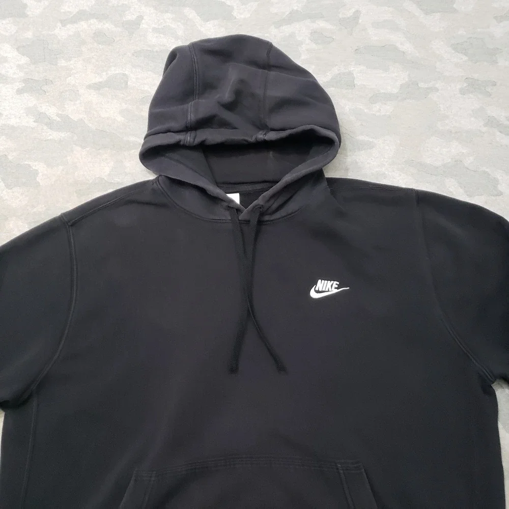 Nike Sweatshirt Men Large Black Pullover Hoodie Embroidered Logo
